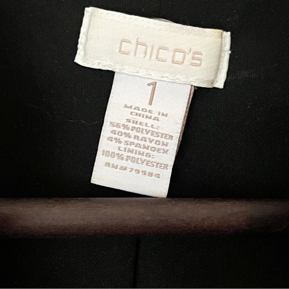 Chico’s Womens Blazer Jacket Black & White Printed Size 1 (8) Open Front Stretch - Picture 6 of 6